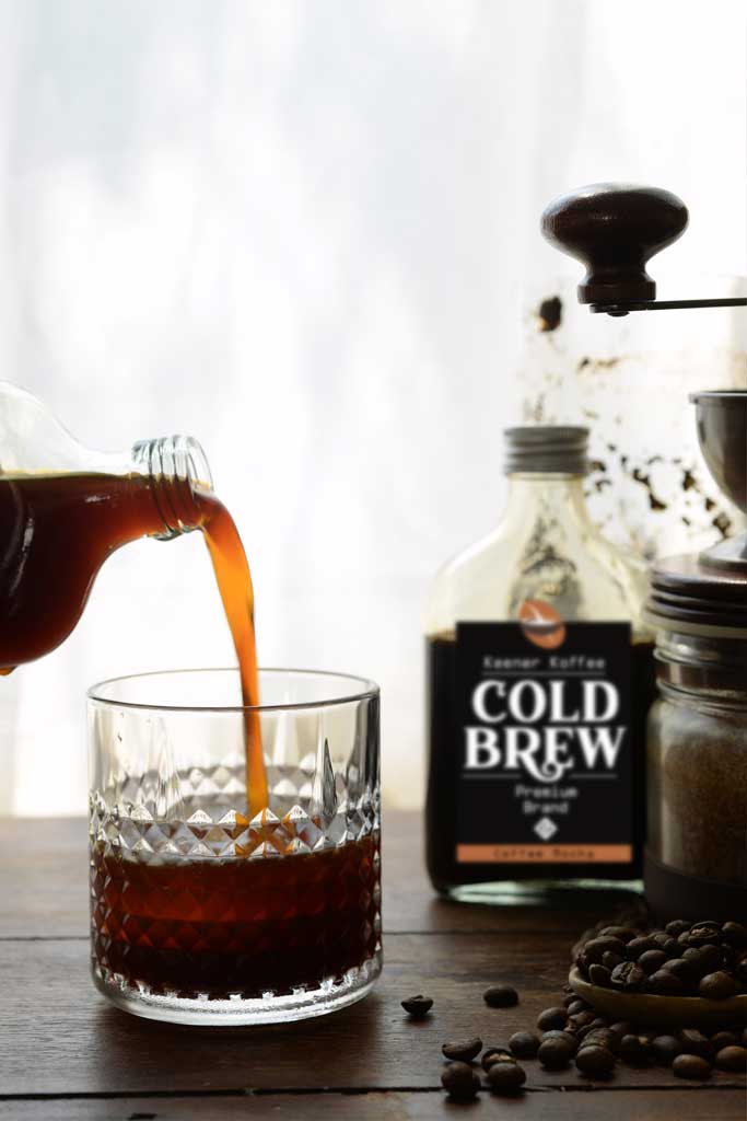 Dalgona Coffee in Glass